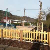 Gartensa - akátový plot